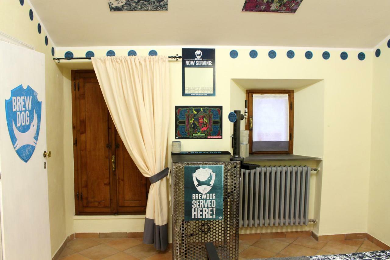 La Sosta Navarra Bed & Beer Gubbio Kültér fotó