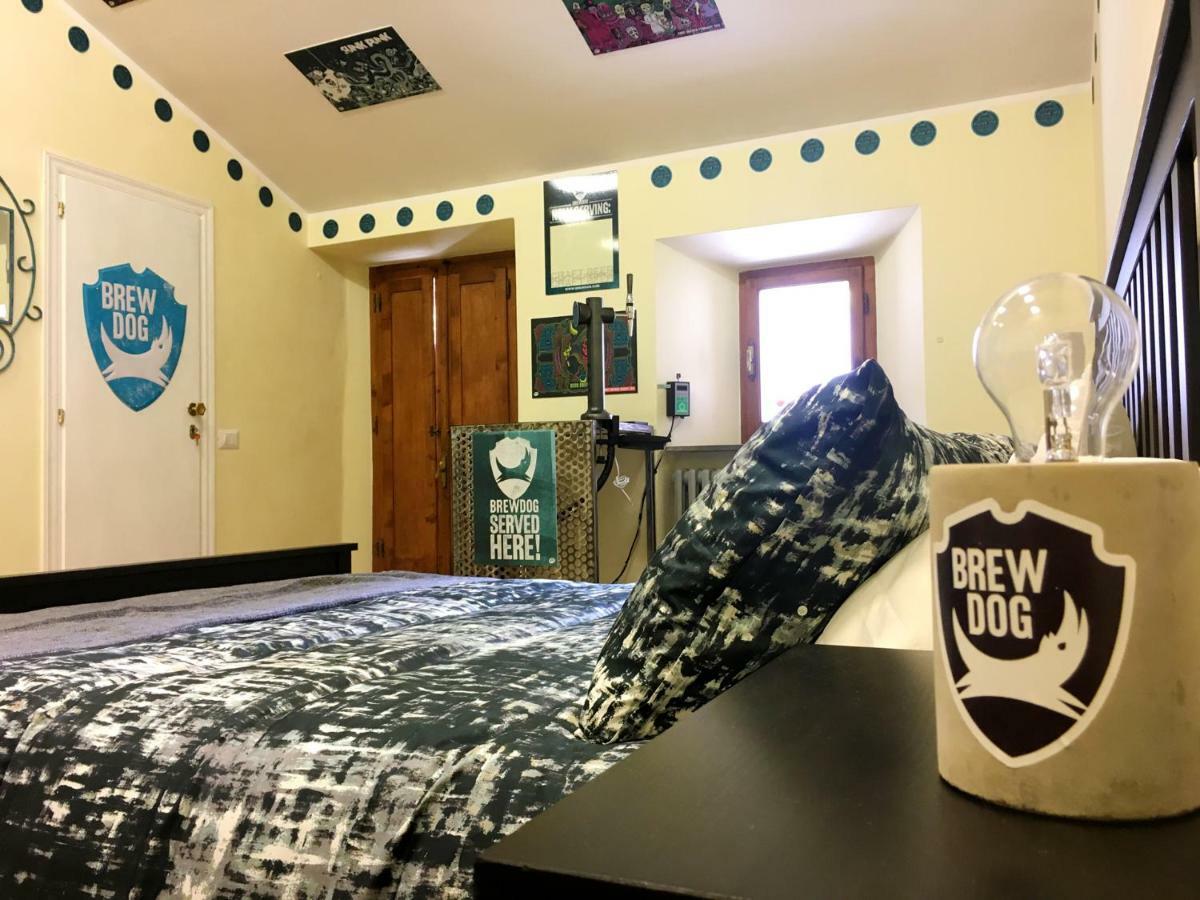 La Sosta Navarra Bed & Beer Gubbio Kültér fotó