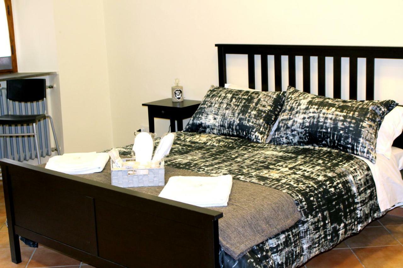 La Sosta Navarra Bed & Beer Gubbio Kültér fotó